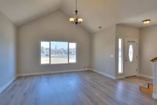 422 Chaffee Ln, Waterford, CA 95386 - Photo 12