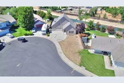 422 Chaffee Lane, Waterford, CA 95386 - Photo 2