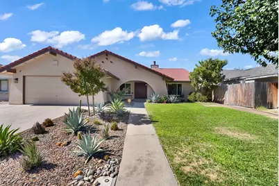 3813 Tumbleweed Court, Modesto, CA 95355 - Photo 2