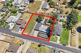 917 9th St, Turlock, CA 95380 - Photo 32