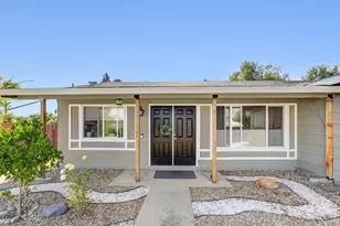 7001 Lynnetree Way, Citrus Heights, CA 95610 - Photo 2