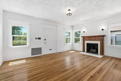 816 Alhambra Boulevard, Sacramento, CA 95816 - Photo 10