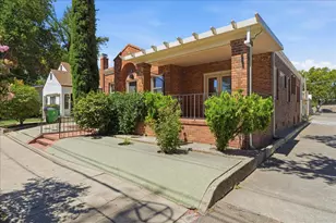 816 Alhambra Blvd, Sacramento, CA 95816 - Photo 2