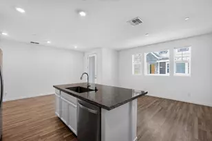 3075 Blue Cove Walk, Sacramento, CA 95833 - Photo 8
