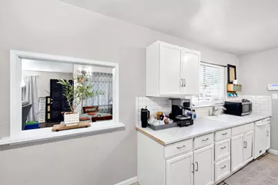 4605 38th, Sacramento, CA 95824 - Photo 10
