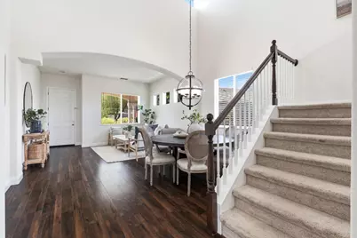 9445 Brookmont Court, Elk Grove, CA 95624 - Photo 6