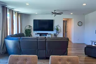14670 Spanish Bay Way, Chowchilla, CA 93610 - Photo 6