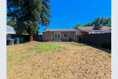 4759 Baker Avenue, Sacramento, CA 95820 - Photo 20