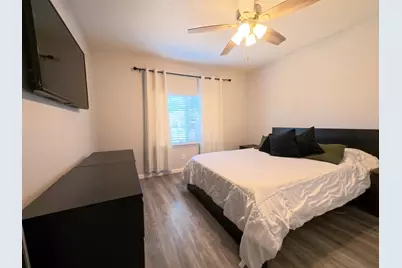 4759 Baker Avenue, Sacramento, CA 95820 - Photo 14