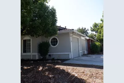8425 Vintage Park Drive, Sacramento, CA 95828 - Photo 2