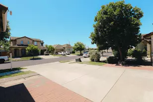 689 Stage Coach Dr, Lathrop, CA 95330 - Photo 6