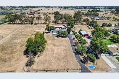 9529 Sheldon Road, Elk Grove, CA 95624 - Photo 68