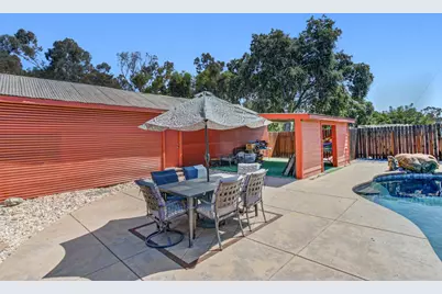 9529 Sheldon Road, Elk Grove, CA 95624 - Photo 36
