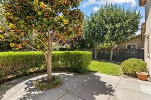 15939 Crescent Park Cir, Lathrop, CA 95330 - Photo 42