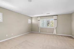 15939 Crescent Park Cir, Lathrop, CA 95330 - Photo 22