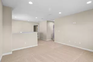 15939 Crescent Park Cir, Lathrop, CA 95330 - Photo 22