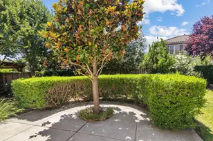 15939 Crescent Park Cir, Lathrop, CA 95330 - Photo 46