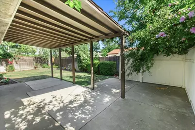 1213 Adel Street, Modesto, CA 95350 - Photo 36