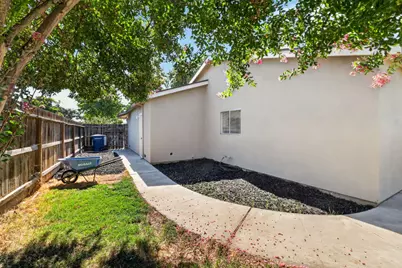 1437 Entrada Way, Modesto, CA 95355 - Photo 42