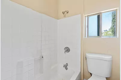 941 Burkett Avenue, Stockton, CA 95205 - Photo 20