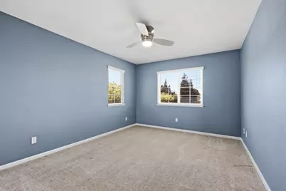 10422 Henshaw Drive, Stockton, CA 95219 - Photo 32