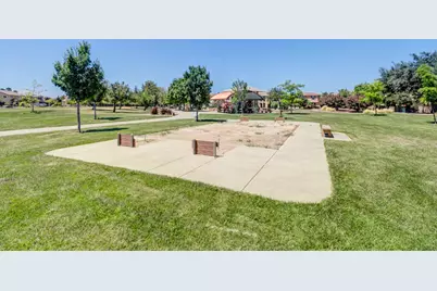3036 Enchanted Walk, Sacramento, CA 95835 - Photo 32