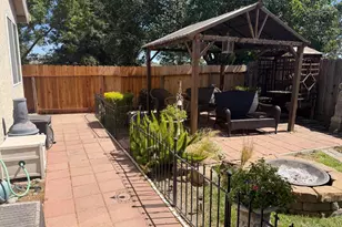 304 Peachcrest Ct, Oakdale, CA 95361 - Photo 22