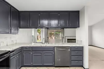 2061 Royal Wood Lane, Turlock, CA 95380 - Photo 14