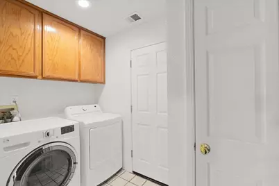 2061 Royal Wood Lane, Turlock, CA 95380 - Photo 32
