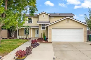 2061 Royal Wood Ln, Turlock, CA 95380 - Photo 4