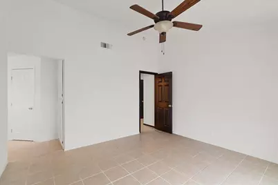 2061 Royal Wood Lane, Turlock, CA 95380 - Photo 28