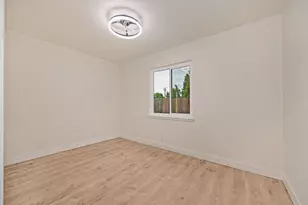 8894 Sharkey Ave, Elk Grove, CA 95624 - Photo 16