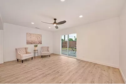 8894 Sharkey Avenue, Elk Grove, CA 95624 - Photo 12