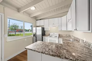 2605 Albatross Wy, Sacramento, CA 95815 - Photo 18