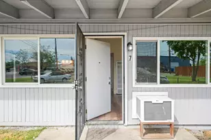2605 Albatross Wy, Sacramento, CA 95815 - Photo 12