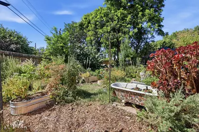 4020 Sierra Vista Avenue, Sacramento, CA 95820 - Photo 26