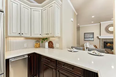 8438 Friar Tuck Way, Fair Oaks, CA 95628 - Photo 24