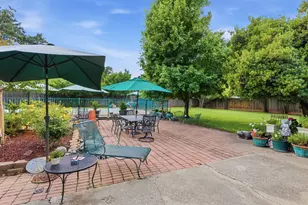7540 Park Dr, Citrus Heights, CA 95610 - Photo 40