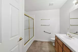 632 Florin Rd, Sacramento, CA 95831 - Photo 32