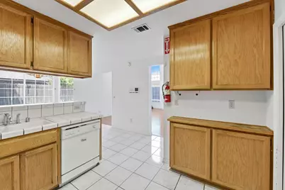632 Florin Road, Sacramento, CA 95831 - Photo 18