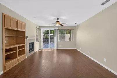 10177 Lofton Way, Elk Grove, CA 95757 - Photo 20