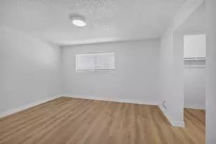 4215 Brookfield Dr, Sacramento, CA 95823 - Photo 16