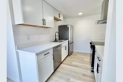 7210 Kelley Drive, Stockton, CA 95207 - Photo 12