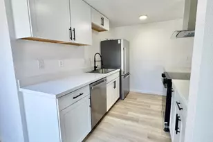 7210 Kelley Dr, Stockton, CA 95207 - Photo 12