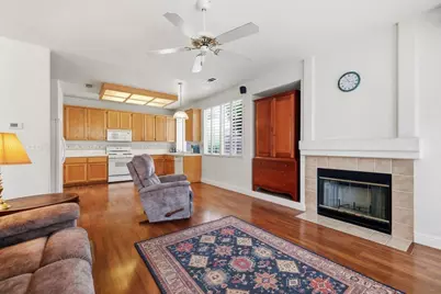 6650 Chesterbrook Drive, Elk Grove, CA 95758 - Photo 4