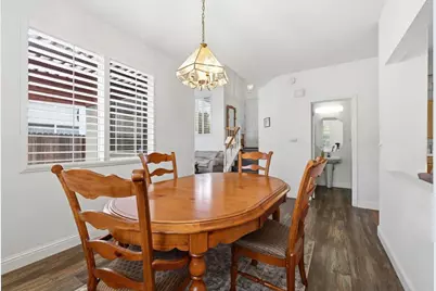 6650 Chesterbrook Drive, Elk Grove, CA 95758 - Photo 8