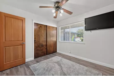 10948 Alandale Way, Rancho Cordova, CA 95670 - Photo 32