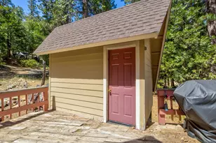 1952 Payette, Dorrington, CA 95223 - Photo 30