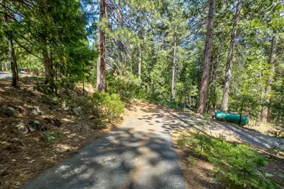 1952 Payette, Dorrington, CA 95223 - Photo 36