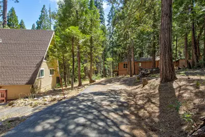 1952 Payette, Dorrington, CA 95223 - Photo 42